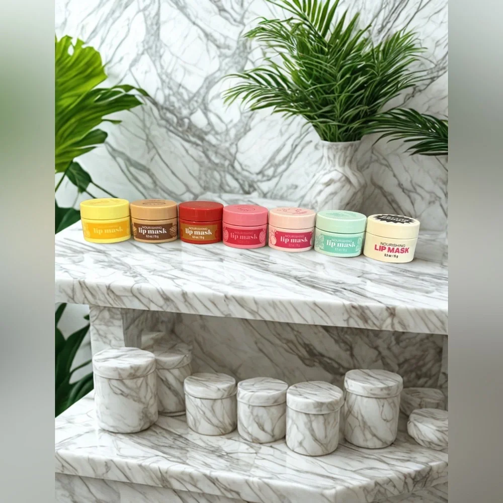 🩷BATH AND BODY WORKS🩷Nourishing Lip Masks in Assorted Flavors/Pick One/NWT - Picture 2 of 3